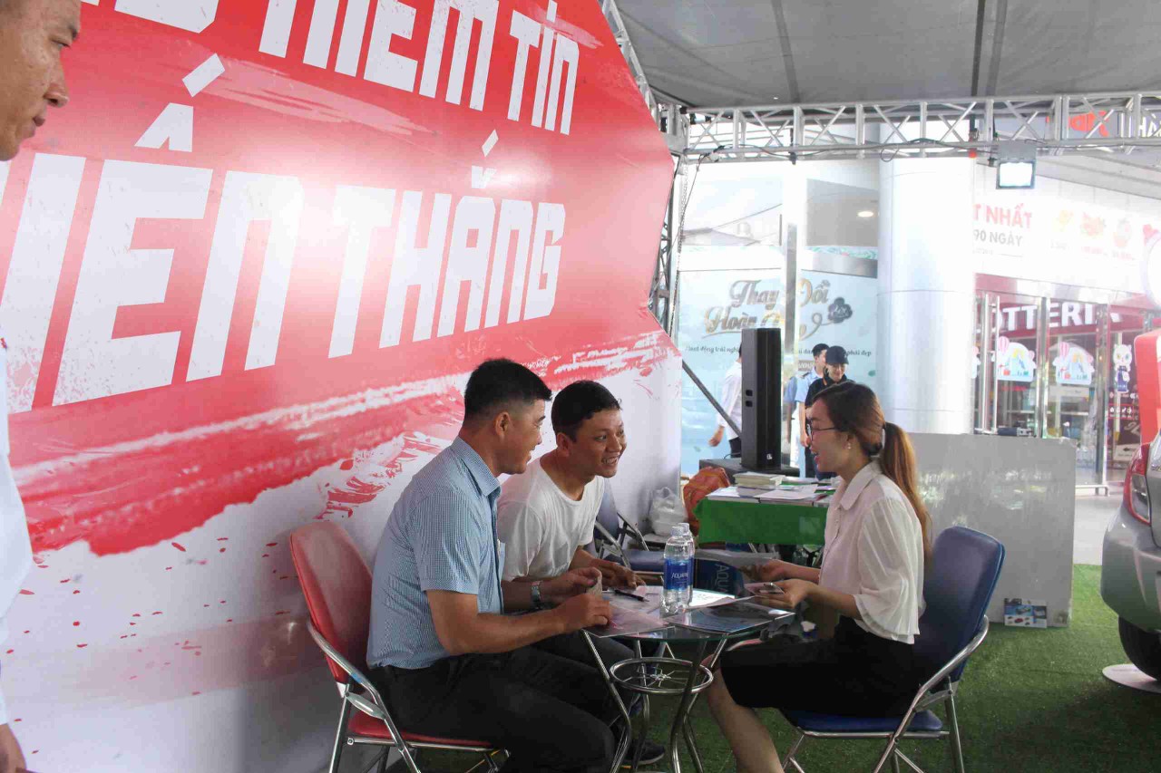 lai thu 6